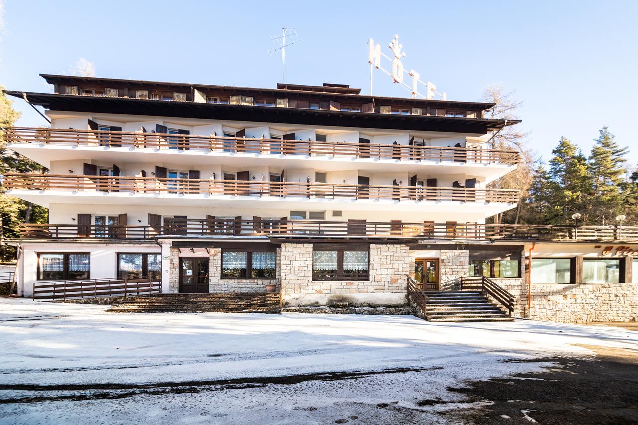 Royal Hotel Paolino กาวาเรโน ภายนอก รูปภาพ