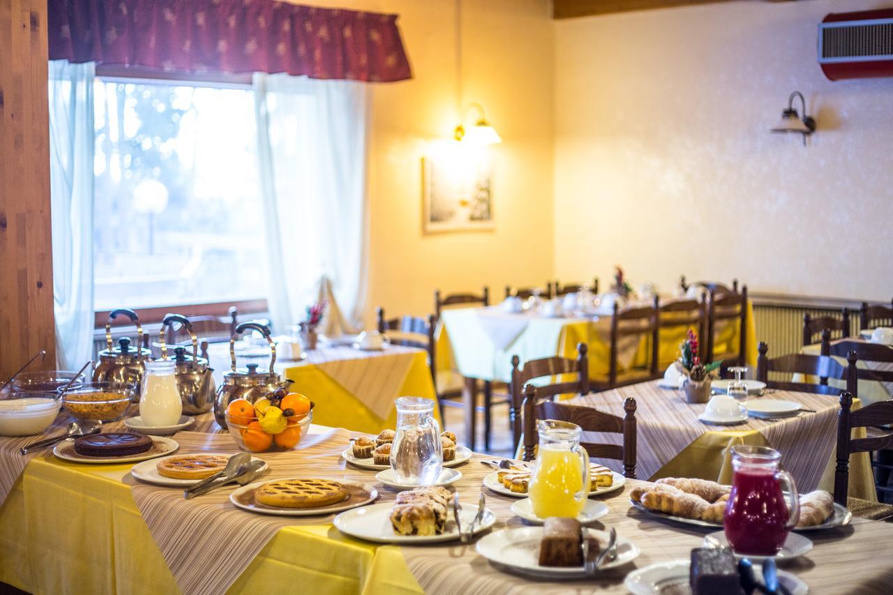 Royal Hotel Paolino กาวาเรโน ภายนอก รูปภาพ